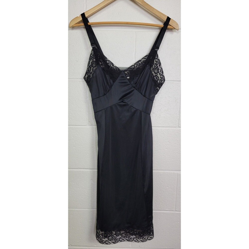 Vintage Movie Star Black Nylon Tricot Satin Slip Chemise w. Lace Sz‎ 32